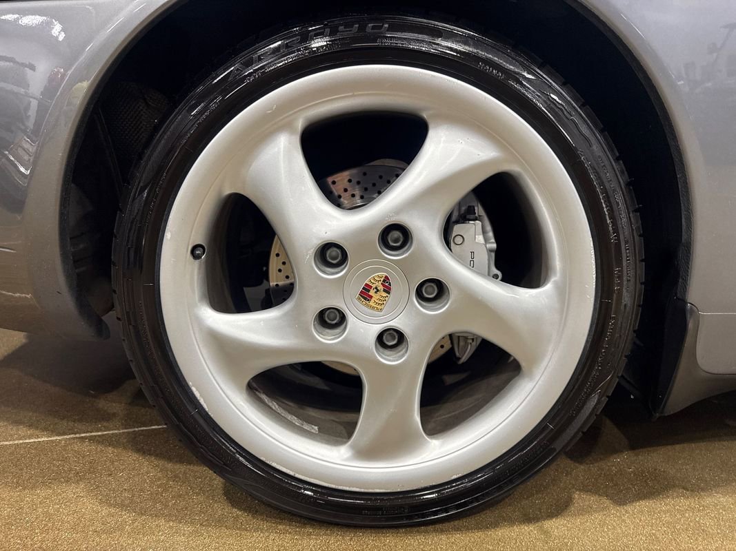 Used 2001 Porsche 911 Carrera 4 AWD/4WD image 48
