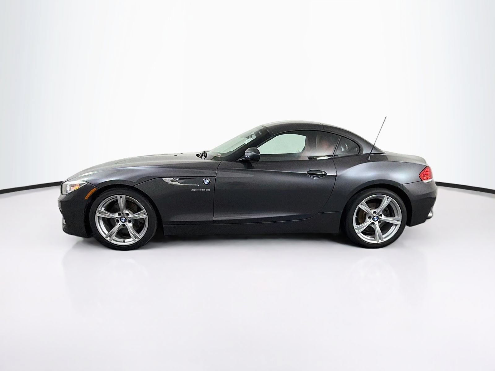 Used 2016 BMW Z4 sDrive28i RWD image 8