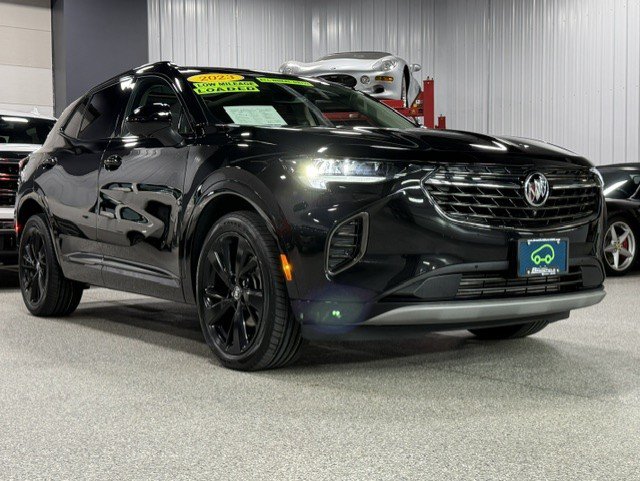 Certified 2023 Buick Envision Essence w/ Technology Package I AWD/4WD image 5
