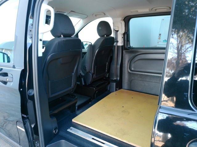 Used 2019 Mercedes-Benz Metris Passenger image 8