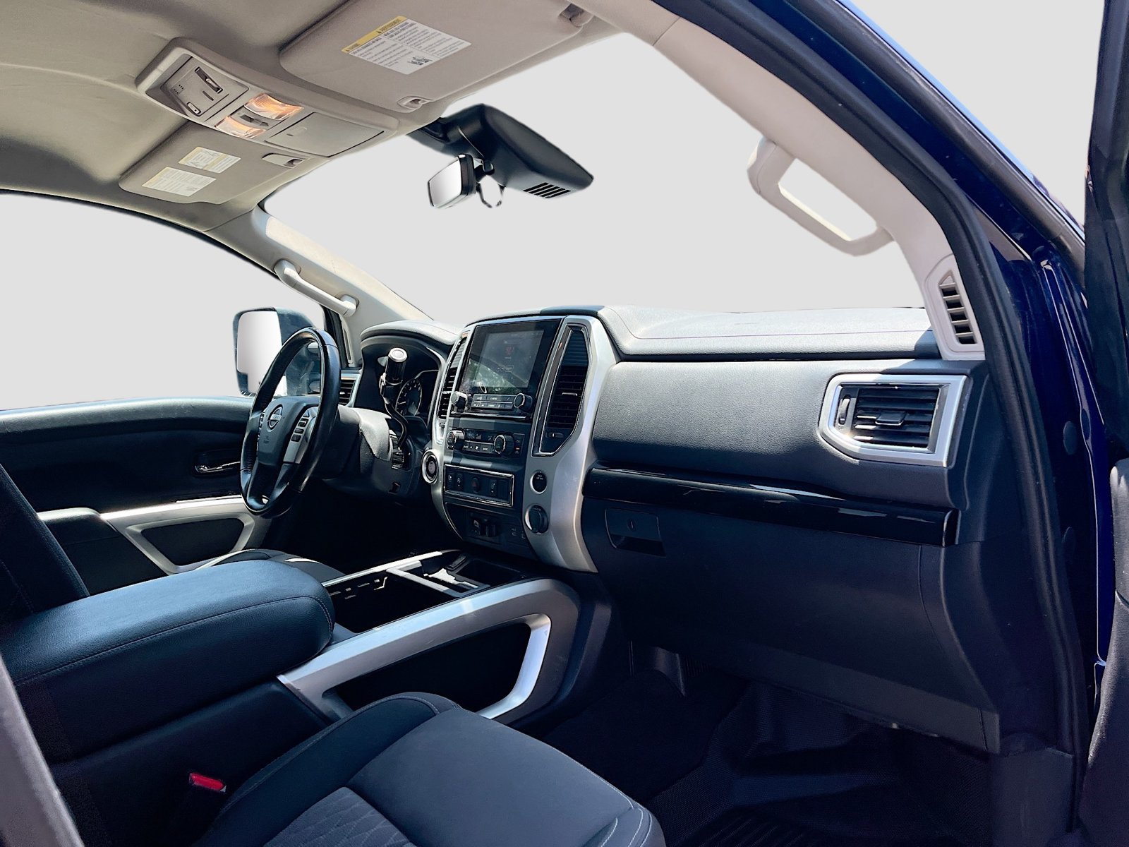 Used 2023 Nissan Titan SV w/ SV Convenience Package RWD image 28
