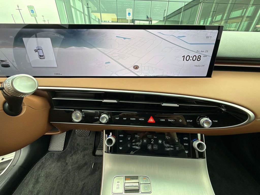 Used 2026 Genesis GV70 2.5T Advanced image 30