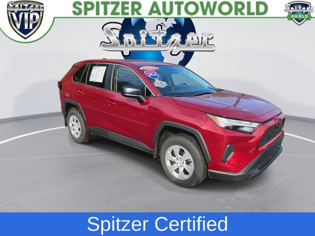 Used 2024 Toyota RAV4 LE AWD/4WD image 2