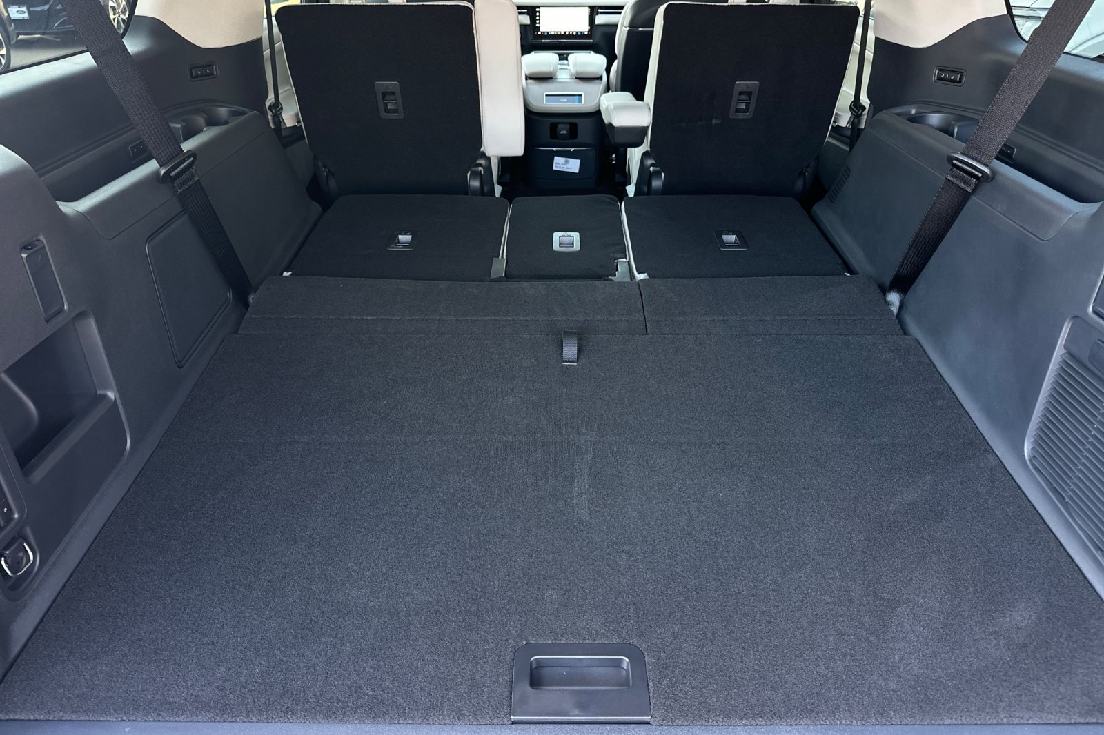 New 2026 Lincoln Navigator L Reserve AWD/4WD image 15