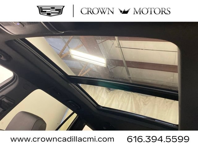 Certified 2023 Cadillac XT6 Sport w/ Technology Package AWD/4WD image 14