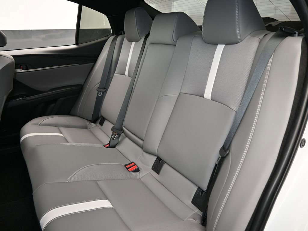 Used 2026 Toyota Camry SE w/ Convenience Package image 35