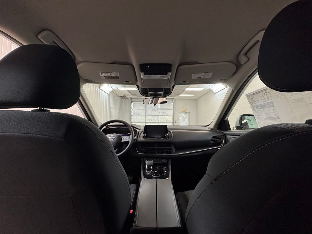 New 2026 Nissan Rogue SV w/ Cold Weather Package AWD/4WD image 18