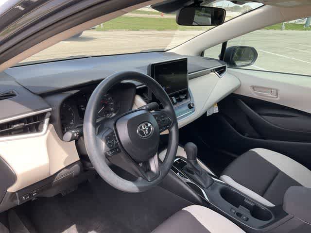Used 2025 Toyota Corolla LE FWD image 10