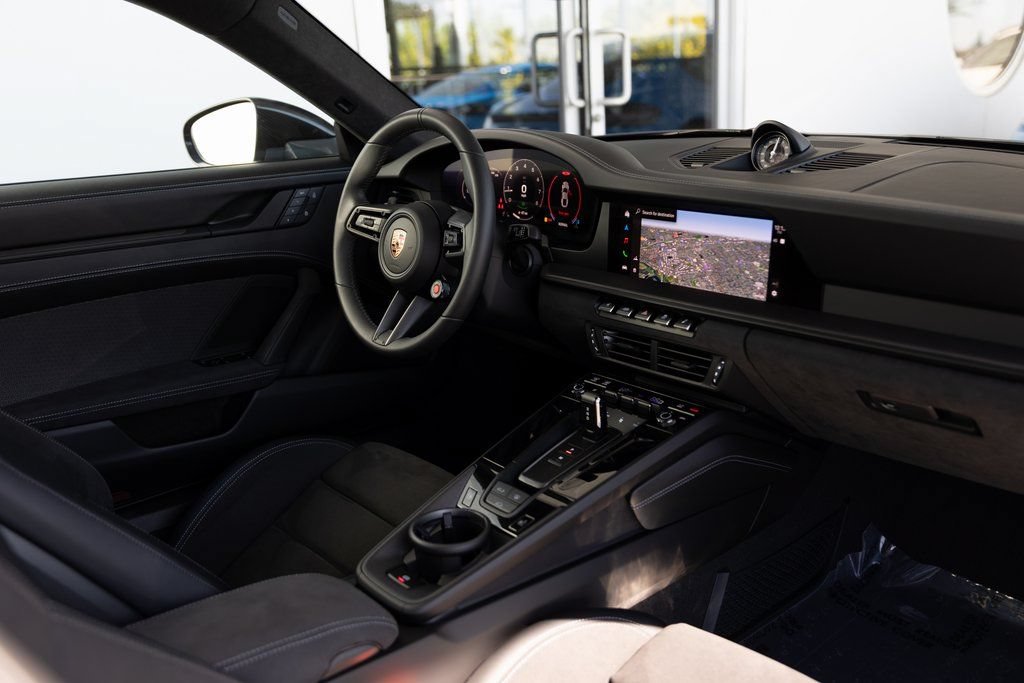 Certified 2025 Porsche 911 Carrera 4 GTS AWD/4WD image 21