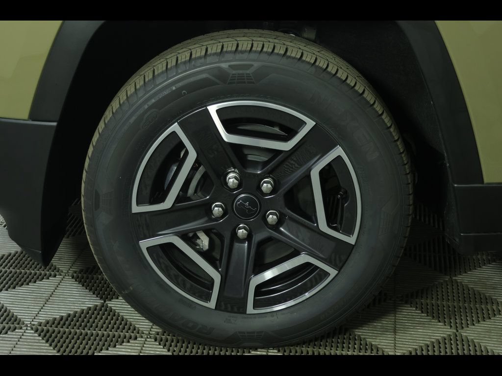 New 2026 Jeep Cherokee Laredo AWD/4WD image 12