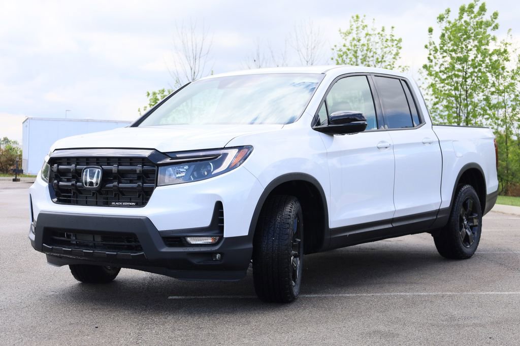 New 2026 Honda Ridgeline Black Edition image 3