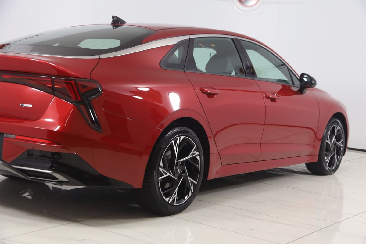 Used 2025 Kia K5 GT-Line AWD/4WD image 39