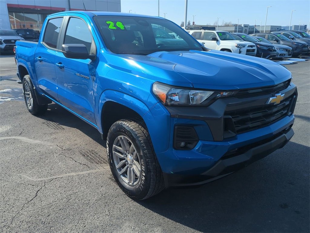 Used 2024 Chevrolet Colorado LT w/ LT Convenience Package II image 1