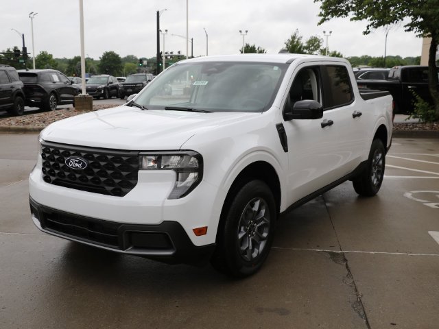 New 2026 Ford Maverick XLT w/ XLT Luxury Package AWD/4WD image 3