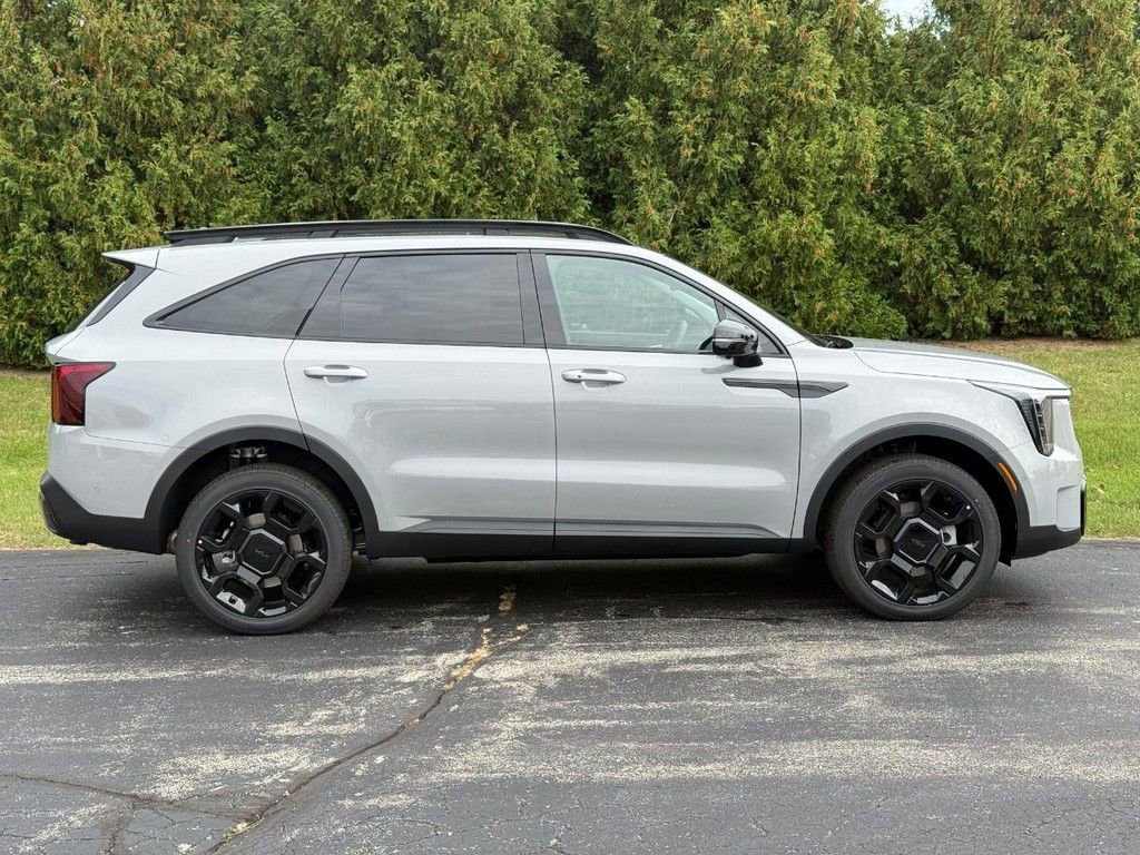 New 2026 Kia Sorento SX image 2