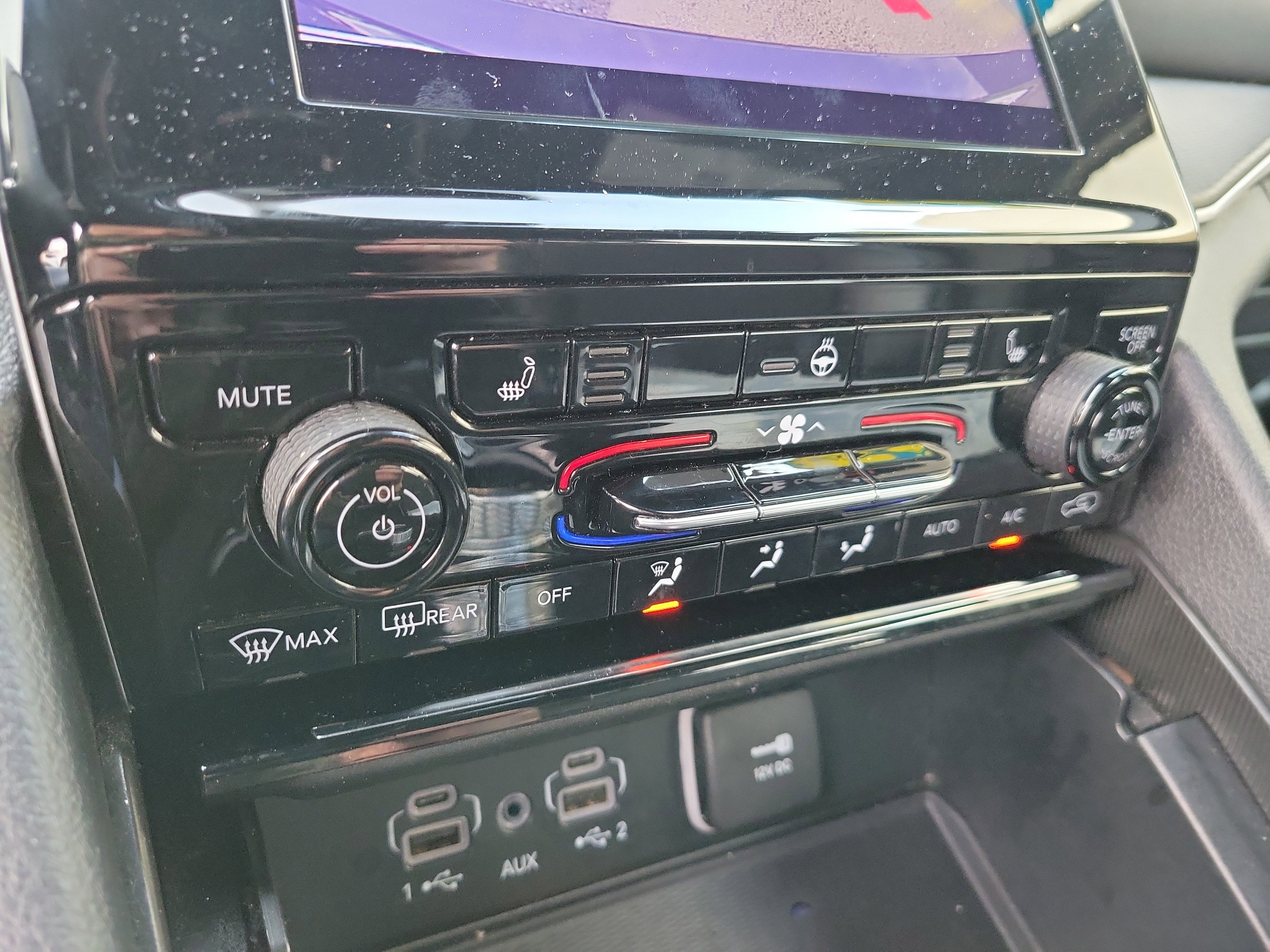 Used 2024 Jeep Grand Cherokee L Laredo image 17