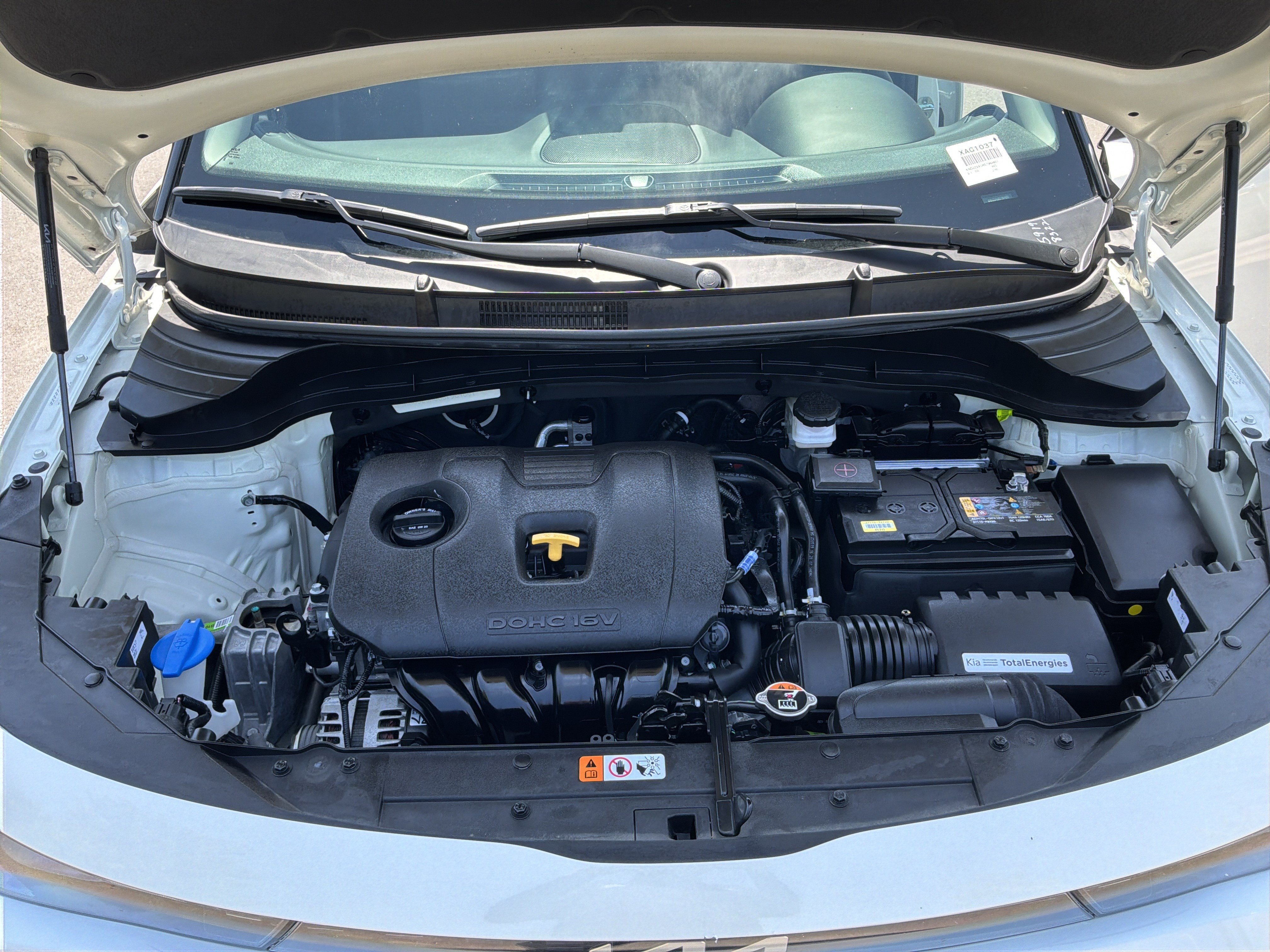 Used 2025 Kia Soul LX w/ LX Technology Package FWD image 32