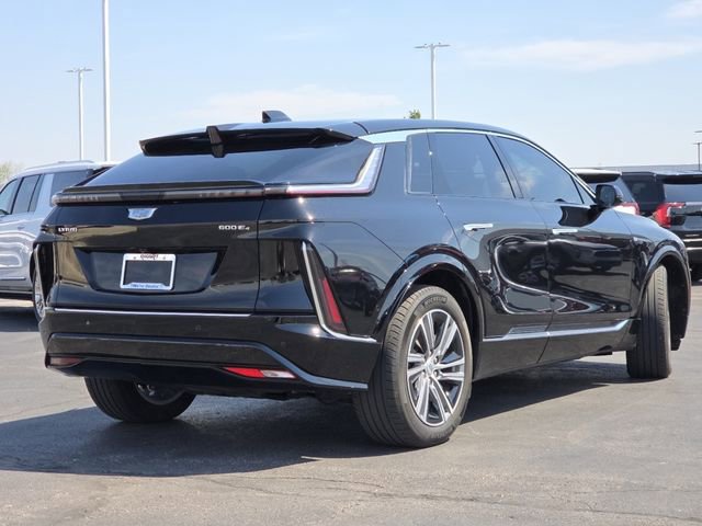 Used 2024 Cadillac Lyriq Luxury AWD/4WD image 24