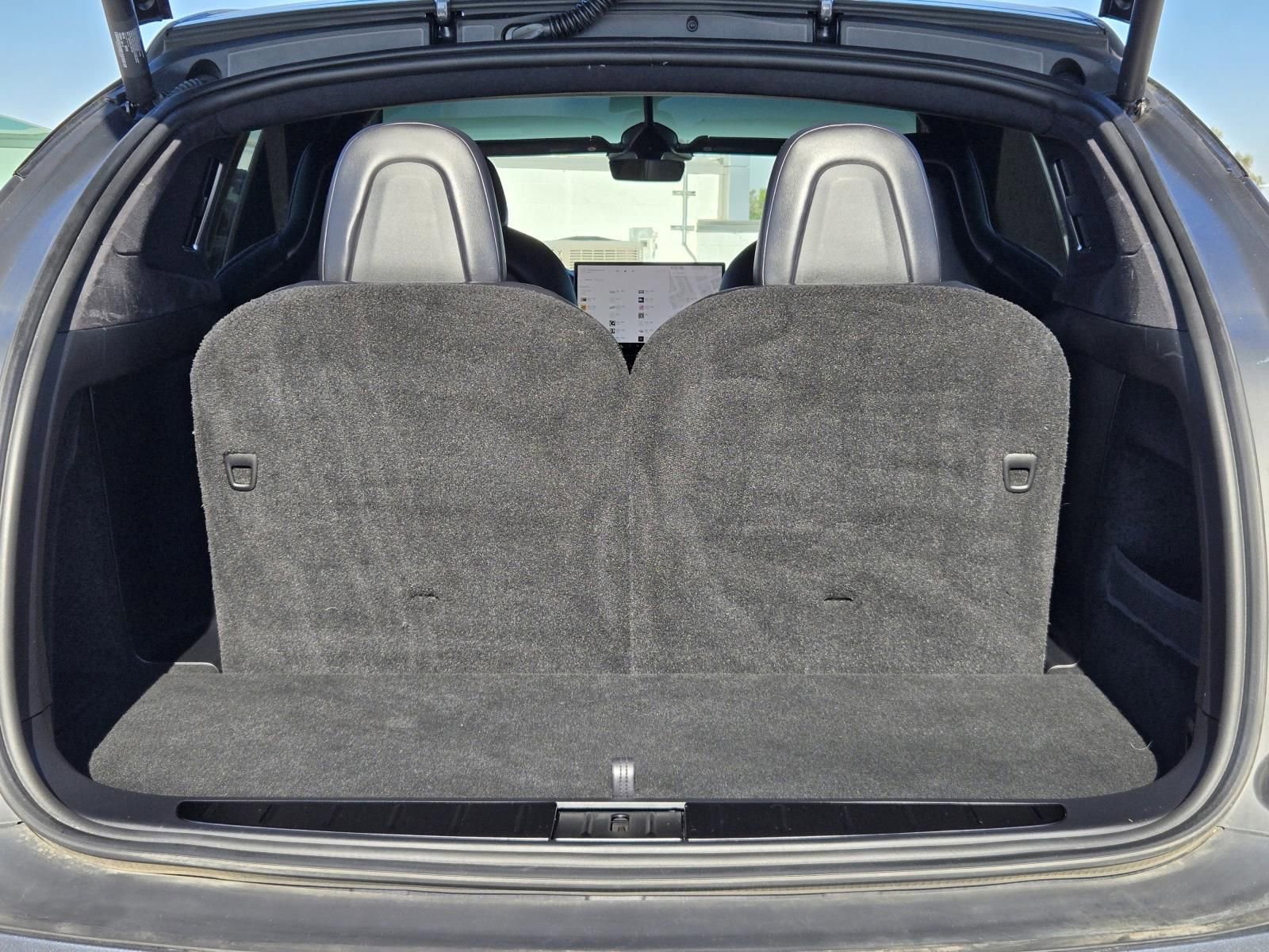 Used 2022 Tesla Model X Plaid image 23