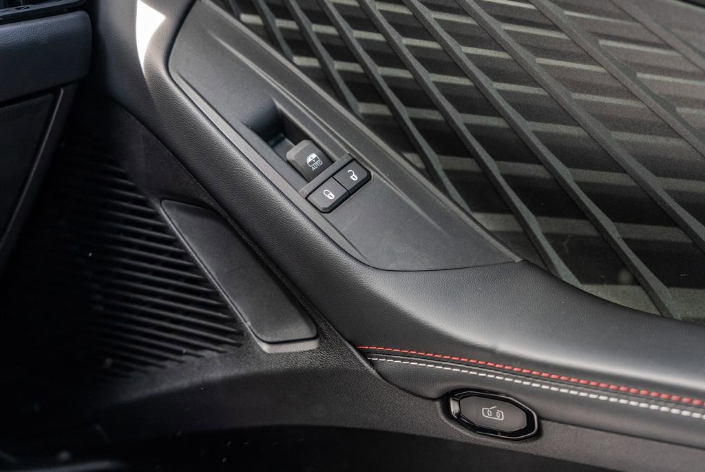 Used 2024 Dodge Charger R/T w/ Plus Group image 15