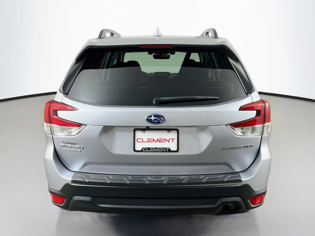 Used 2020 Subaru Forester Premium AWD/4WD image 7