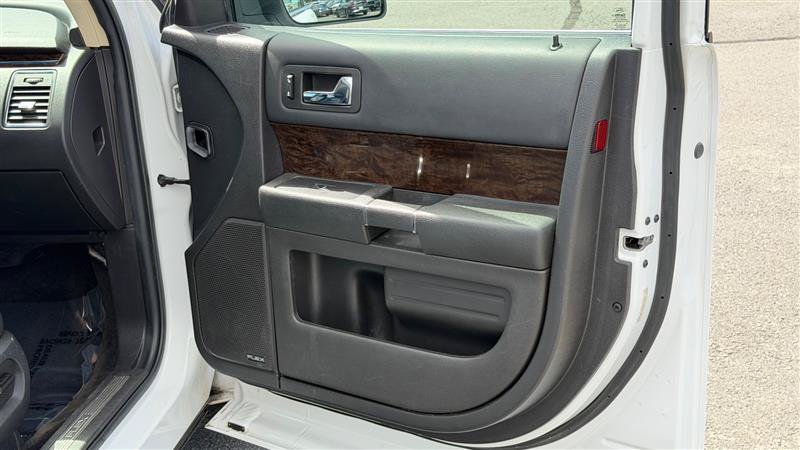 Used 2019 Ford Flex Limited AWD/4WD image 33