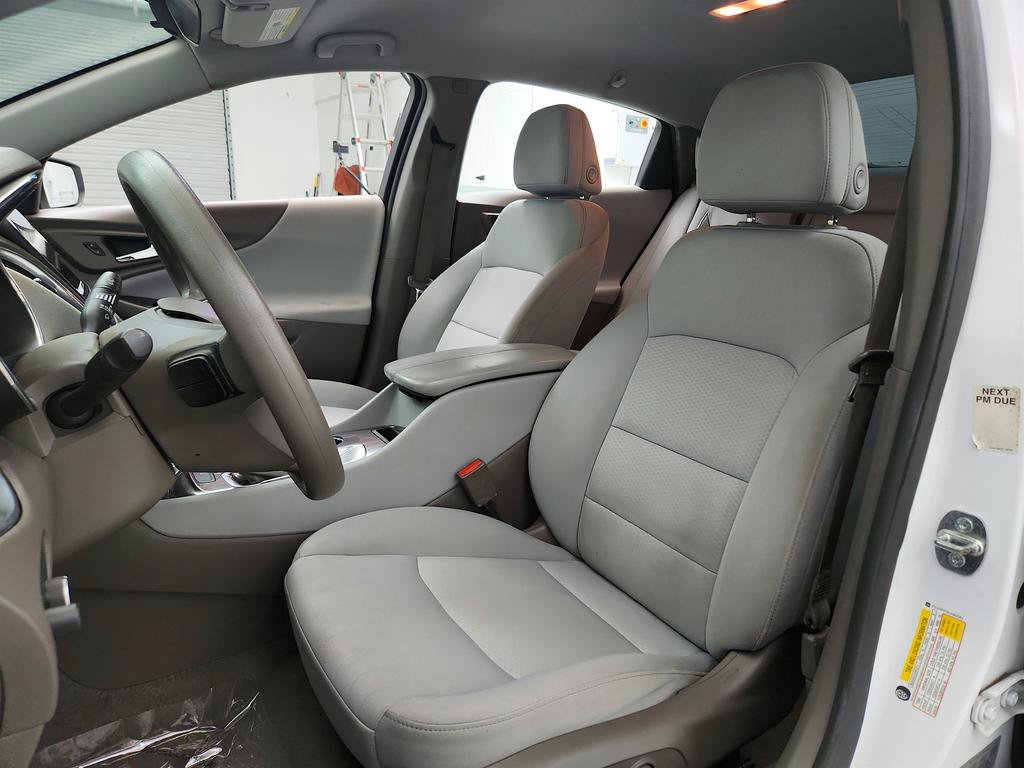 Used 2020 Chevrolet Malibu LT FWD image 14