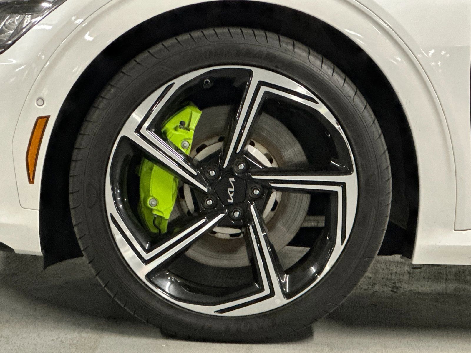 Certified 2023 Kia EV6 GT image 37