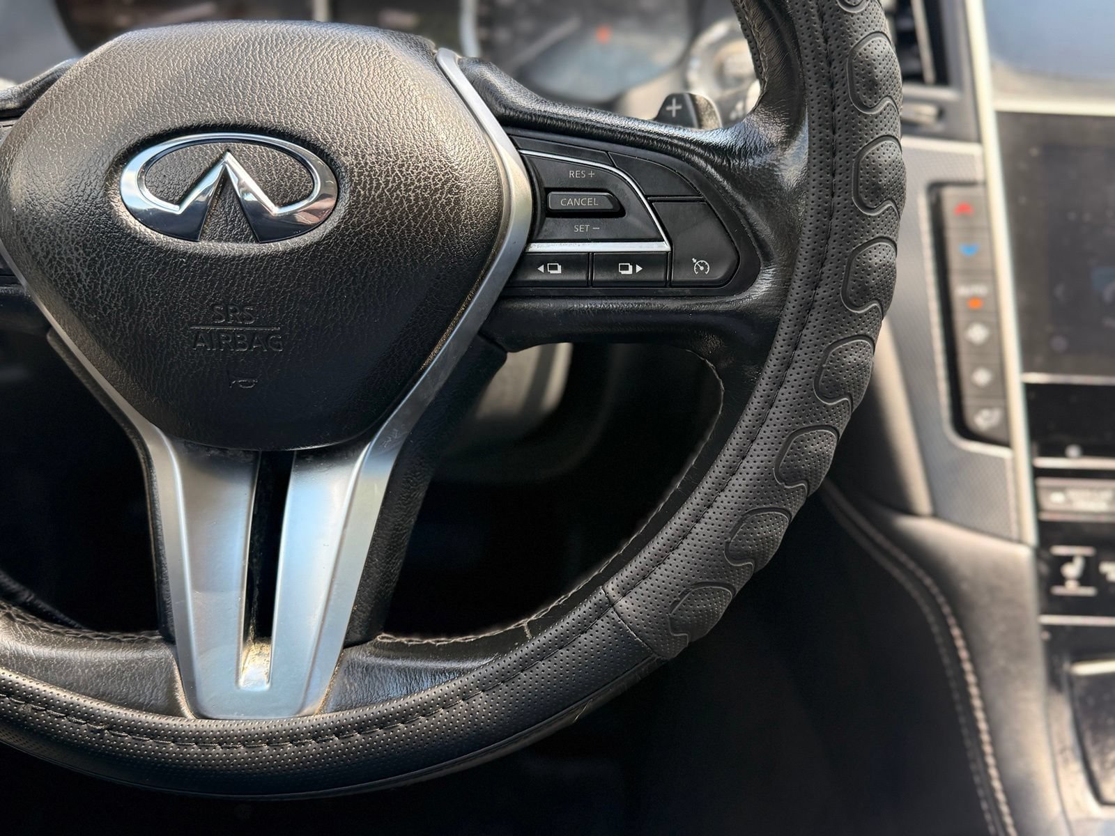 Used 2019 INFINITI Q50 Sport w/ Cargo Package (L96) AWD/4WD image 27