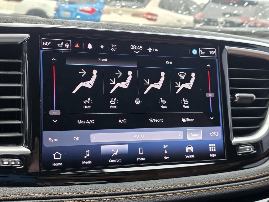 Used 2022 Chrysler Pacifica Pinnacle FWD image 27