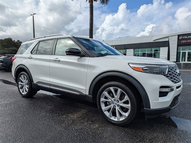 Used 2022 Ford Explorer Platinum w/ Technology Package