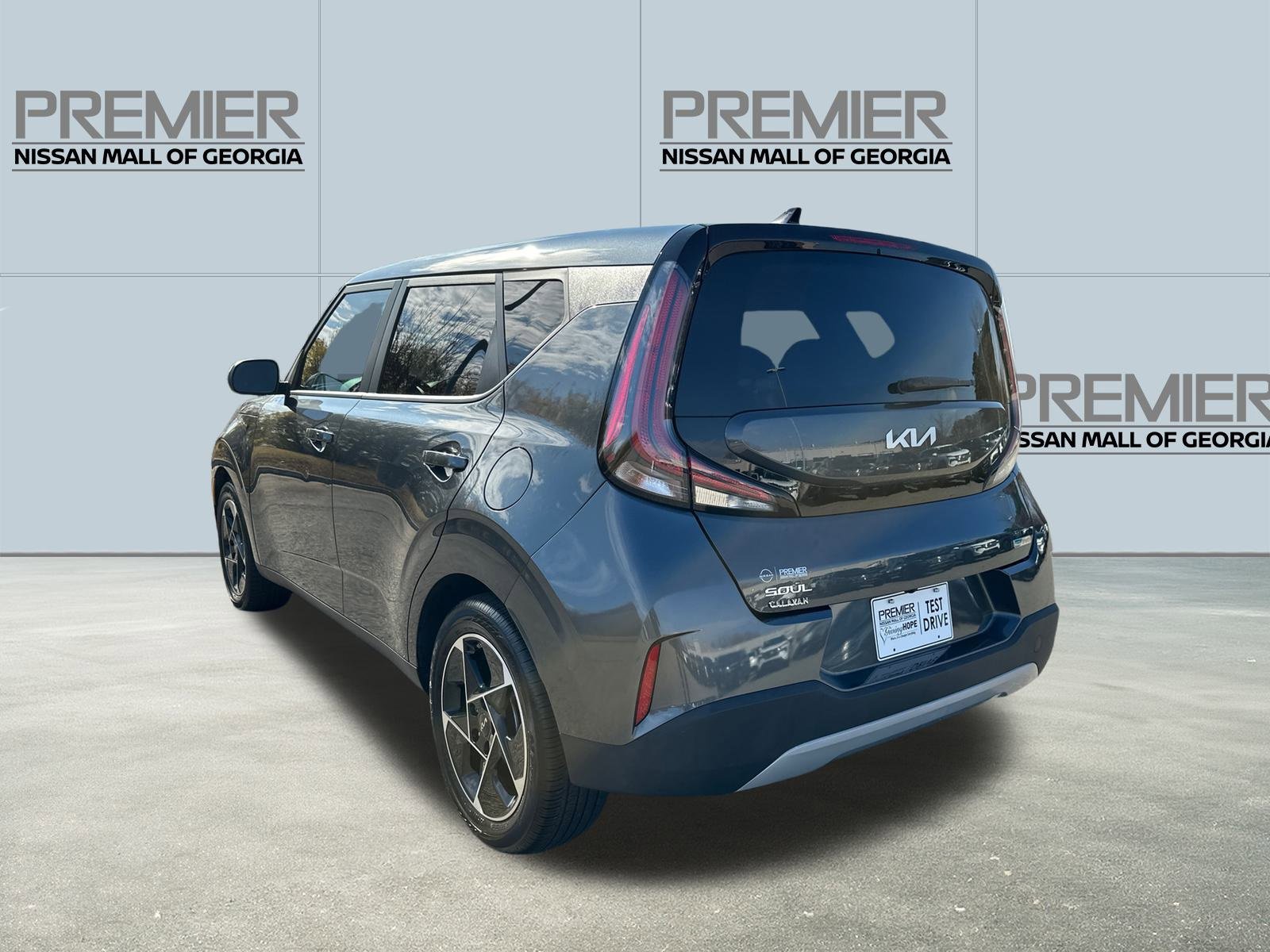 Used 2024 Kia Soul EX image 7