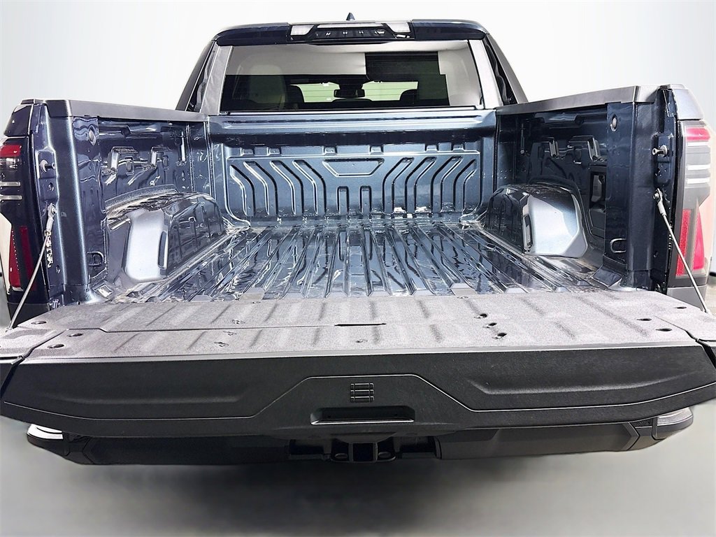 New 2026 GMC Sierra EV Elevation w/ LPO, Elevation Dark Package image 26
