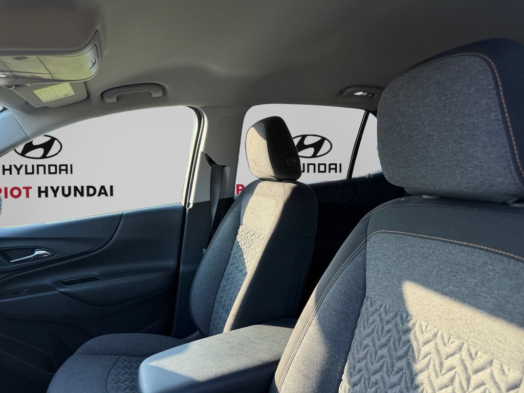 Used 2024 Chevrolet Equinox LT AWD/4WD image 9