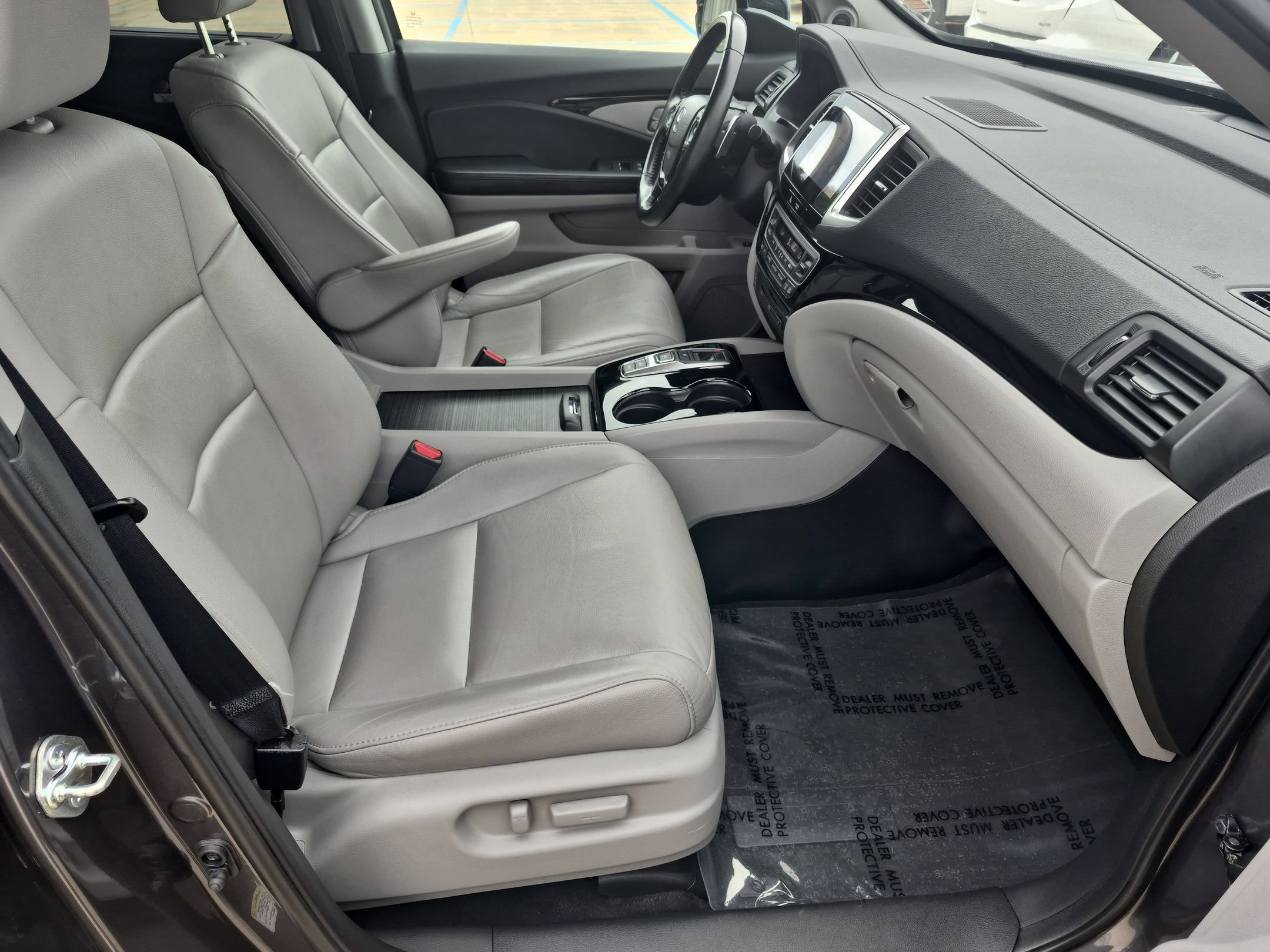 Used 2016 Honda Pilot Touring image 35