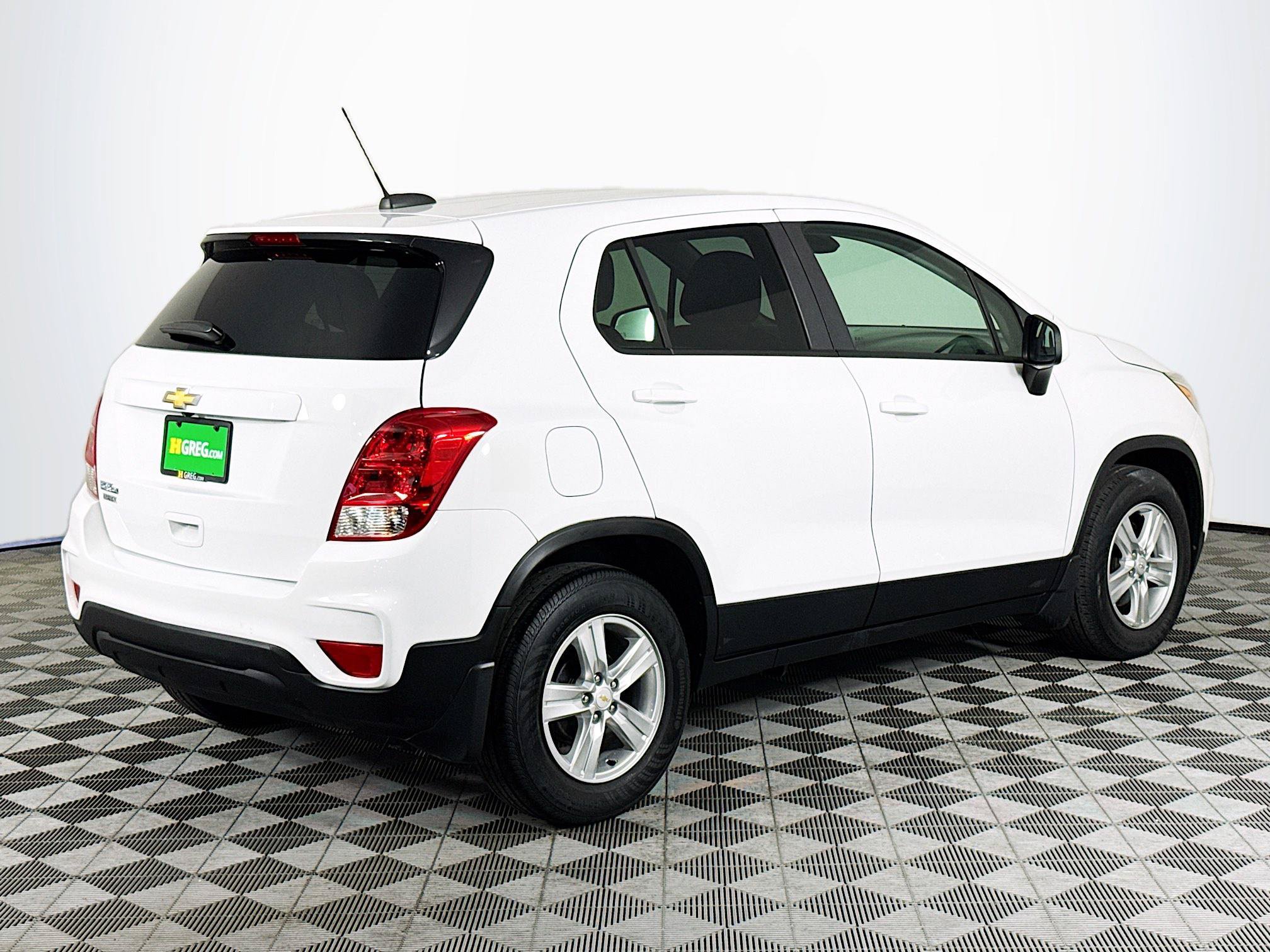 Used 2020 Chevrolet Trax LS w/ Tint and Cruise Package FWD image 8