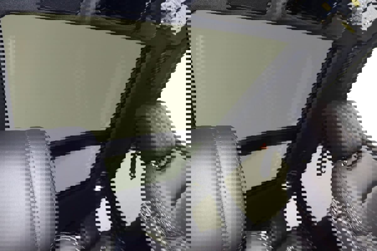 Used 2021 Land Rover Range Rover Sport HSE Silver Edition image 11