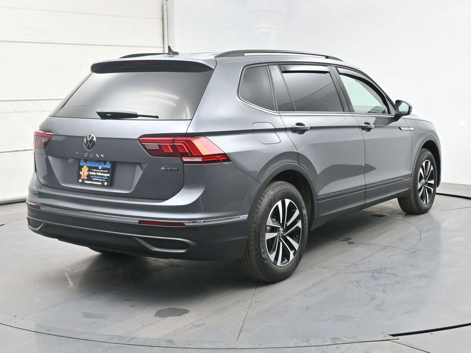 Used 2024 Volkswagen Tiguan S image 24