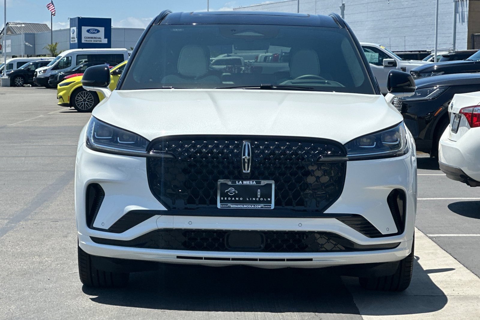 New 2026 Lincoln Aviator Black Label w/ Black Label Special Edition AWD/4WD image 8