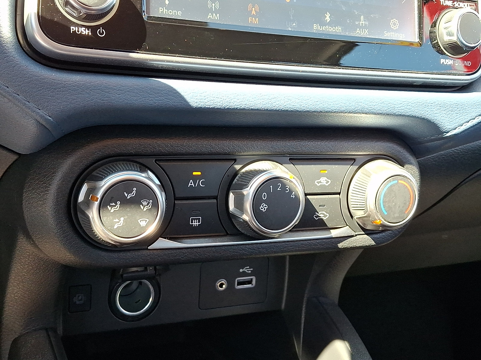 Certified 2025 Nissan Versa SV w/ Trunk Package FWD image 17