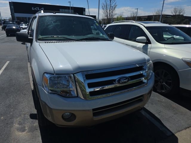 Used 2014 Ford Expedition EL XLT w/ Equipment Group 202A image 2