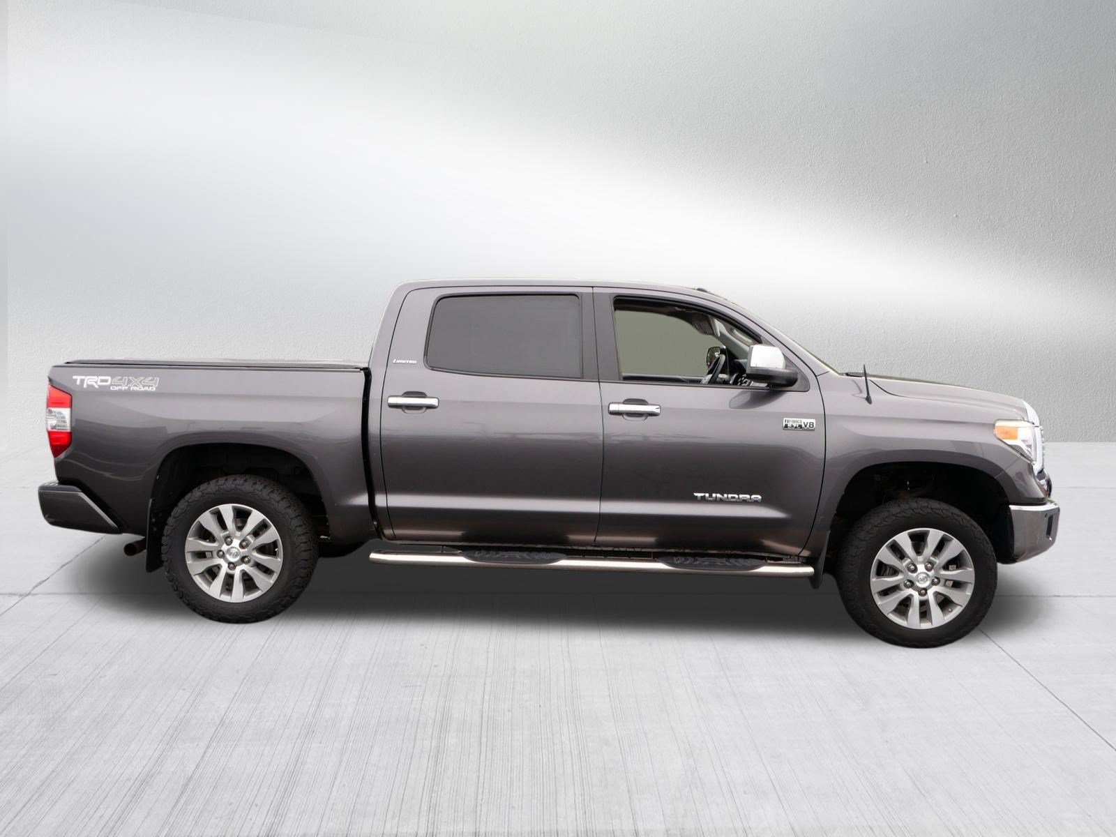 Used 2015 Toyota Tundra Limited w/ Limited Premium Package AWD/4WD image 8