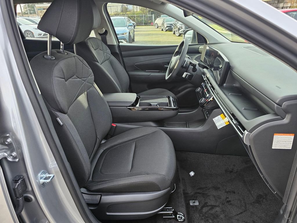 New 2026 Hyundai Tucson Blue SE image 11