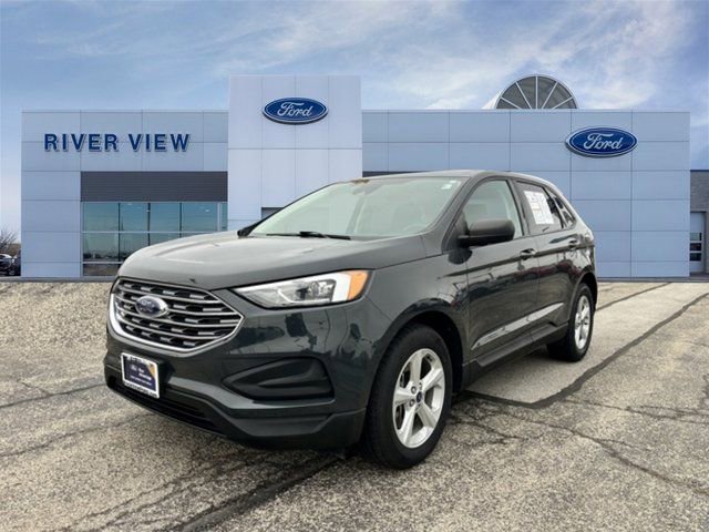 Certified 2021 Ford Edge SE image 3