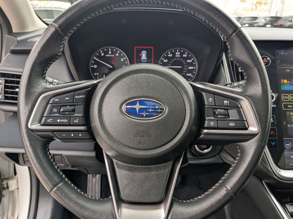 Used 2025 Subaru Outback Premium image 17