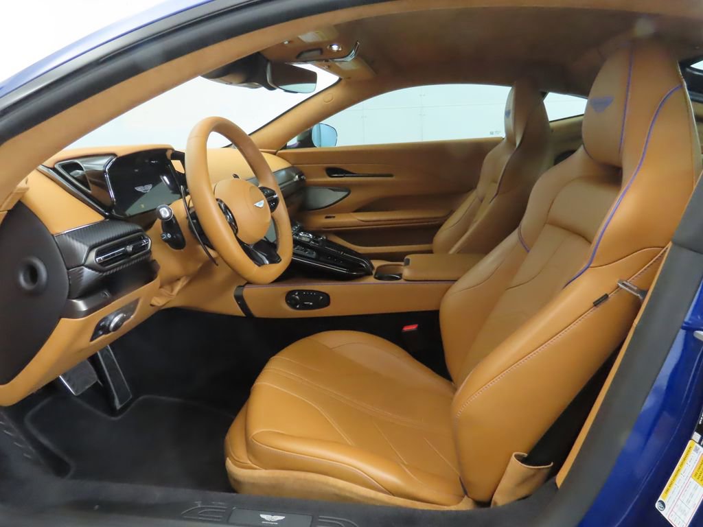 Used 2025 Aston Martin V8 Vantage Coupe image 20