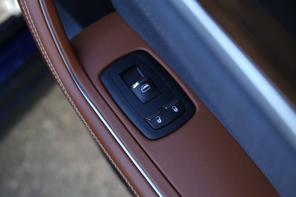 Used 2017 Maserati Levante S image 37