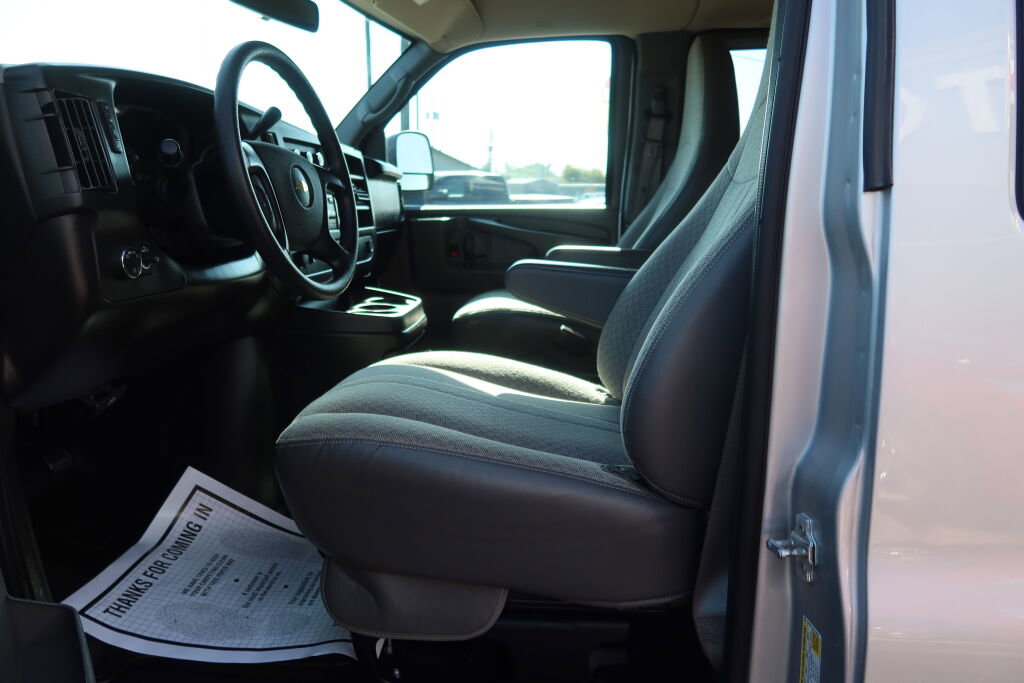 Used 2014 Chevrolet Express 1500 LT w/ LT Preferred Equipment Group image 11