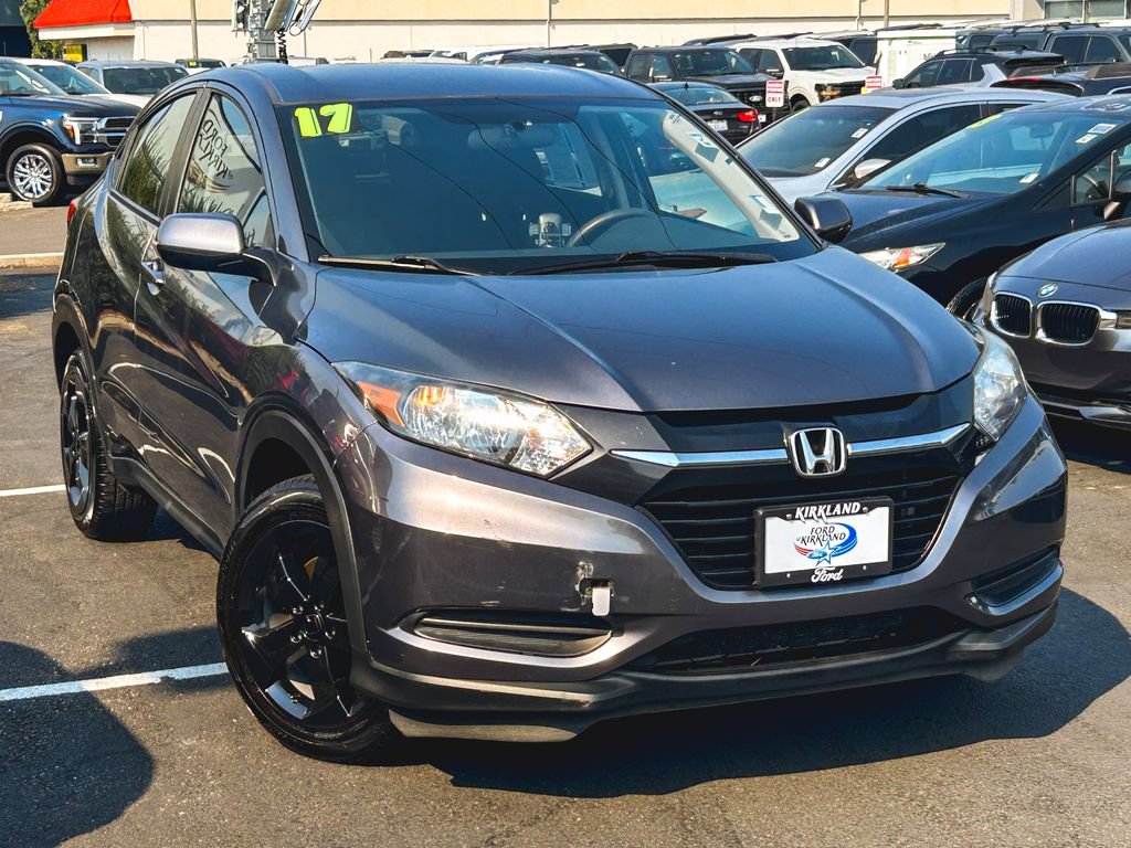 Used 2017 Honda HR-V LX image 1