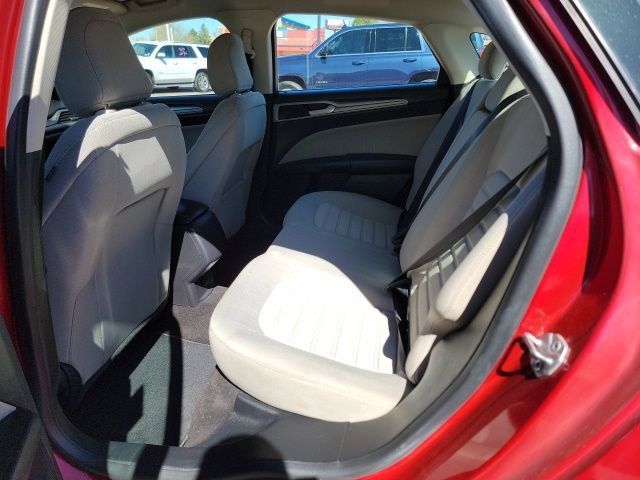 Used 2020 Ford Fusion S image 9